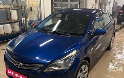 Hyundai Solaris II рестайлинг, 2015 год, 800 000 рублей, 1 фотография