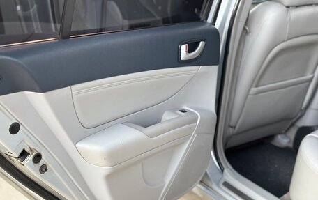 Hyundai Sonata VI, 2005 год, 640 000 рублей, 11 фотография