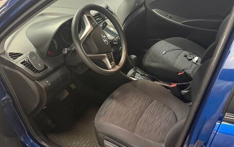 Hyundai Solaris II рестайлинг, 2015 год, 800 000 рублей, 6 фотография