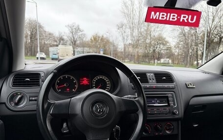 Volkswagen Polo VI (EU Market), 2013 год, 697 000 рублей, 16 фотография