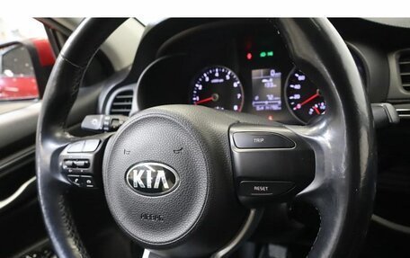 KIA Rio IV, 2018 год, 1 084 600 рублей, 8 фотография