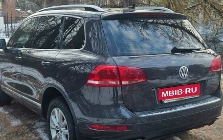 Volkswagen Touareg III, 2010 год, 2 100 000 рублей, 3 фотография