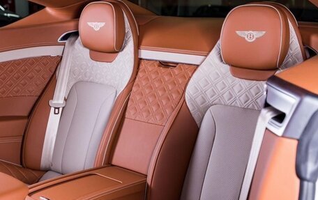 Bentley Continental GT III, 2020 год, 23 900 000 рублей, 17 фотография