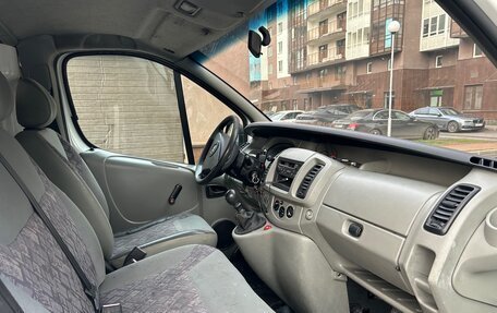 Opel Vivaro A рестайлинг, 2001 год, 890 000 рублей, 11 фотография