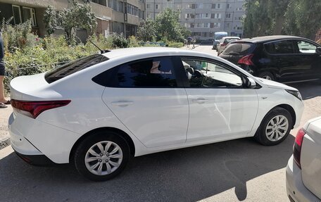 Hyundai Solaris II рестайлинг, 2020 год, 1 400 000 рублей, 4 фотография