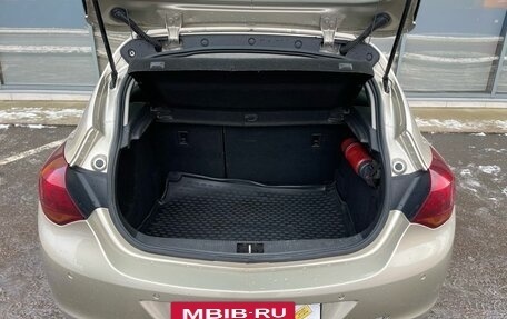 Opel Astra J, 2011 год, 599 000 рублей, 12 фотография