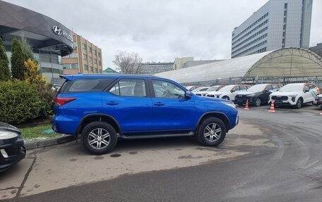 Toyota Fortuner II, 2018 год, 3 000 000 рублей, 2 фотография