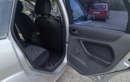 Ford Focus II рестайлинг, 2006 год, 550 000 рублей, 10 фотография