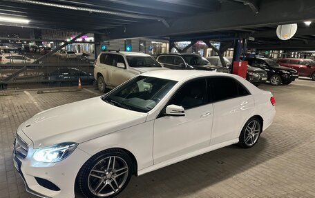 Mercedes-Benz E-Класс, 2013 год, 2 200 000 рублей, 7 фотография