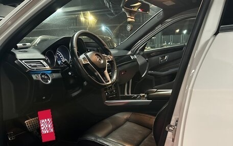 Mercedes-Benz E-Класс, 2013 год, 2 200 000 рублей, 11 фотография