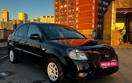 KIA Rio II, 2011 год, 570 000 рублей, 2 фотография