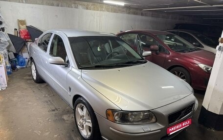 Volvo S60 III, 2004 год, 1 099 000 рублей, 4 фотография