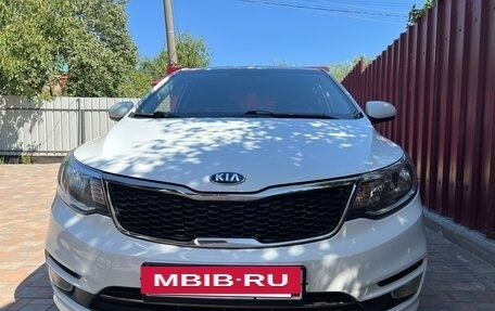 KIA Rio III рестайлинг, 2015 год, 990 000 рублей, 7 фотография