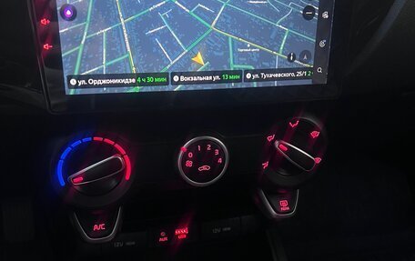 KIA Rio IV, 2018 год, 1 620 000 рублей, 9 фотография