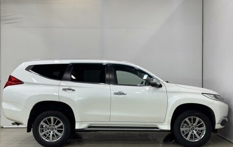 Mitsubishi Pajero Sport III рестайлинг, 2018 год, 2 999 000 рублей, 7 фотография