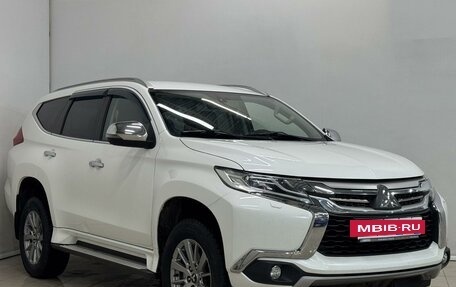 Mitsubishi Pajero Sport III рестайлинг, 2018 год, 2 999 000 рублей, 8 фотография