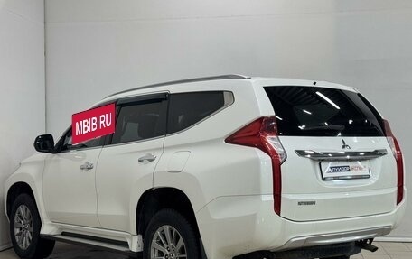 Mitsubishi Pajero Sport III рестайлинг, 2018 год, 2 999 000 рублей, 4 фотография