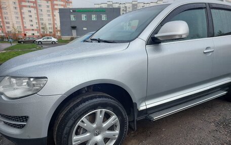 Volkswagen Touareg III, 2010 год, 1 580 000 рублей, 10 фотография