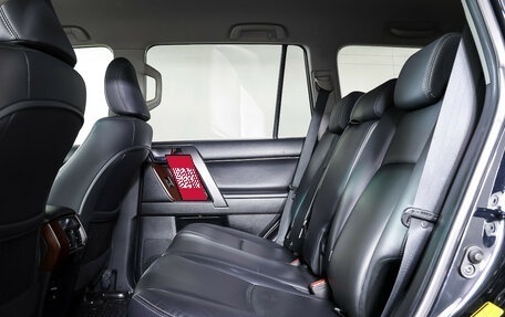 Toyota Land Cruiser Prado 150 рестайлинг 2, 2017 год, 4 490 000 рублей, 12 фотография