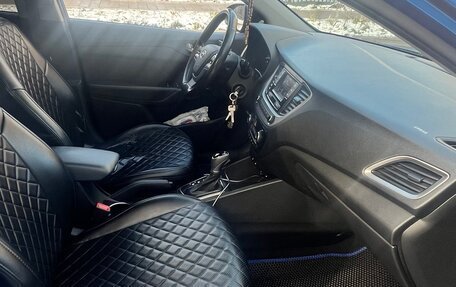 Hyundai Solaris II рестайлинг, 2017 год, 1 290 000 рублей, 15 фотография