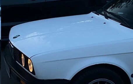 BMW 3 серия, 1988 год, 500 000 рублей, 2 фотография