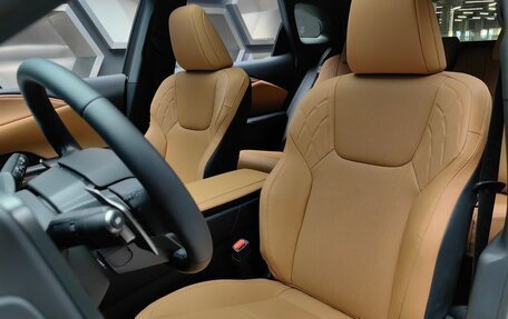 Lexus RX IV рестайлинг, 2025 год, 8 300 000 рублей, 24 фотография