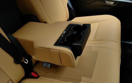 Lexus RX IV рестайлинг, 2025 год, 8 300 000 рублей, 37 фотография