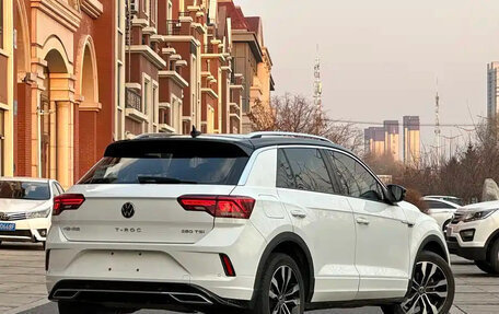 Volkswagen T-Roc I, 2021 год, 1 600 000 рублей, 8 фотография