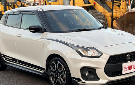 Suzuki Swift V, 2022 год, 1 400 000 рублей, 1 фотография