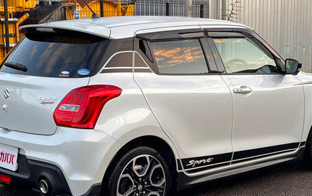 Suzuki Swift V, 2022 год, 1 400 000 рублей, 5 фотография