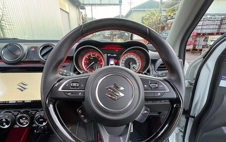 Suzuki Swift V, 2022 год, 1 400 000 рублей, 12 фотография