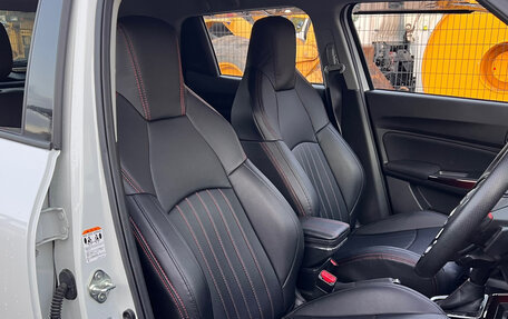 Suzuki Swift V, 2022 год, 1 400 000 рублей, 16 фотография