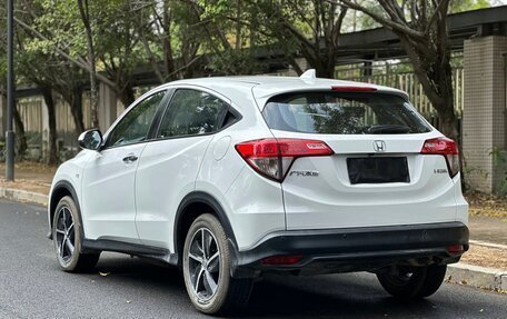 Honda Vezel, 2021 год, 1 297 000 рублей, 7 фотография