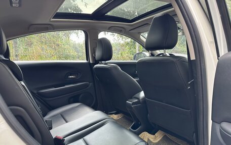 Honda Vezel, 2021 год, 1 297 000 рублей, 20 фотография