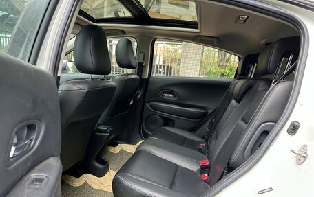 Honda Vezel, 2021 год, 1 297 000 рублей, 21 фотография