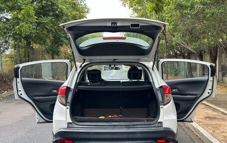 Honda Vezel, 2021 год, 1 297 000 рублей, 22 фотография