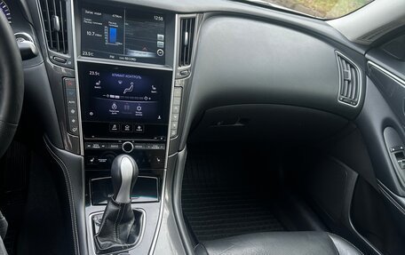 Infiniti Q50 I рестайлинг, 2014 год, 1 370 000 рублей, 10 фотография