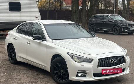 Infiniti Q50 I рестайлинг, 2014 год, 1 370 000 рублей, 2 фотография