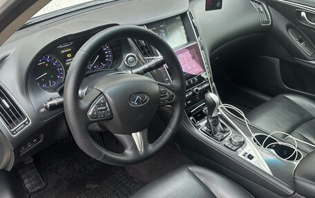 Infiniti Q50 I рестайлинг, 2014 год, 1 370 000 рублей, 18 фотография