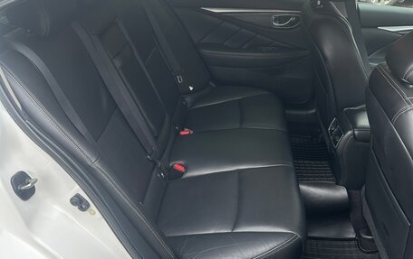 Infiniti Q50 I рестайлинг, 2014 год, 1 370 000 рублей, 26 фотография