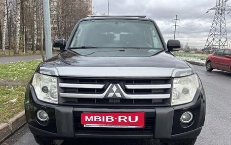 Mitsubishi Pajero IV, 2007 год, 1 090 000 рублей, 2 фотография