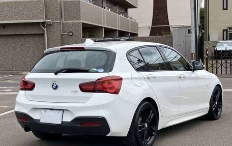 BMW 1 серия, 2019 год, 1 247 000 рублей, 5 фотография