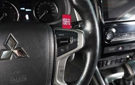 Mitsubishi Pajero Sport III рестайлинг, 2018 год, 2 650 000 рублей, 25 фотография