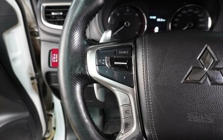 Mitsubishi Pajero Sport III рестайлинг, 2018 год, 2 650 000 рублей, 23 фотография