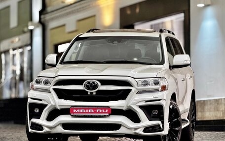 Toyota Land Cruiser 200, 2018 год, 6 999 000 рублей, 10 фотография