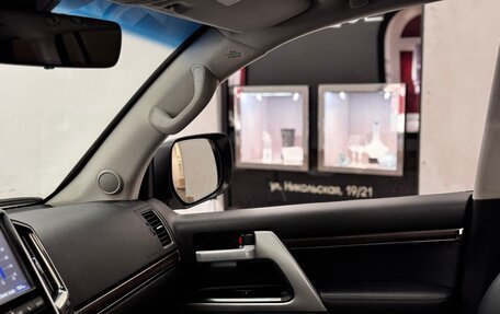 Toyota Land Cruiser 200, 2018 год, 6 999 000 рублей, 21 фотография