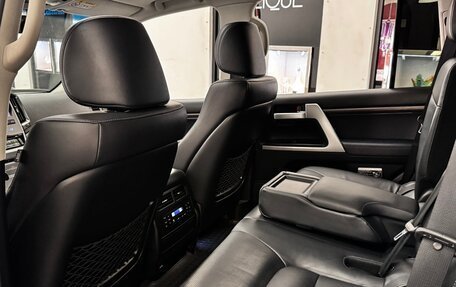 Toyota Land Cruiser 200, 2018 год, 6 999 000 рублей, 23 фотография