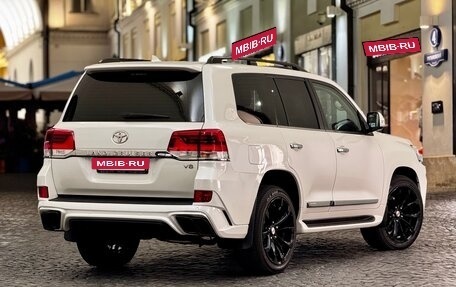 Toyota Land Cruiser 200, 2018 год, 6 999 000 рублей, 17 фотография