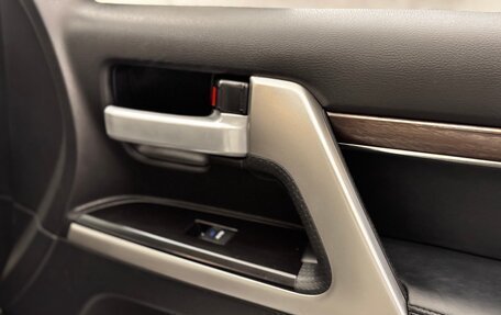 Toyota Land Cruiser 200, 2018 год, 6 999 000 рублей, 29 фотография