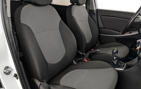 Hyundai Solaris II рестайлинг, 2013 год, 795 000 рублей, 18 фотография